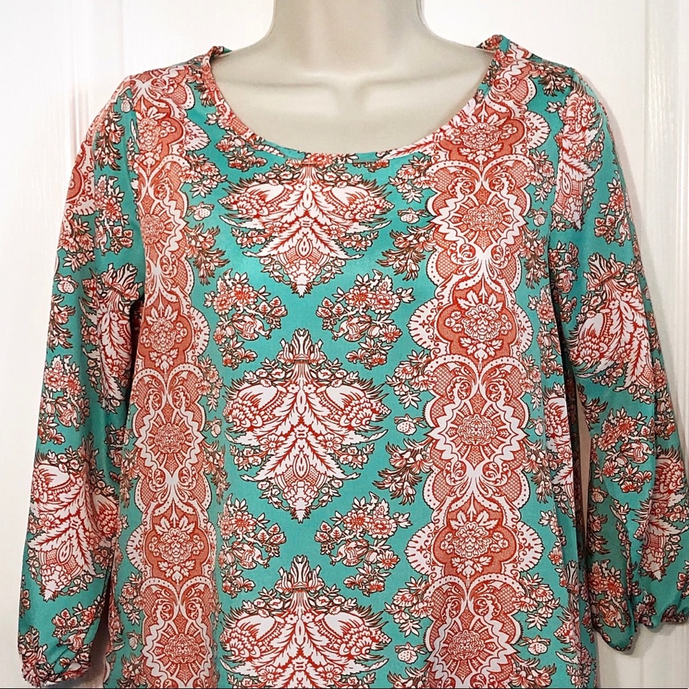 Pixi + Ivy Blouse - Picture 2 of 6